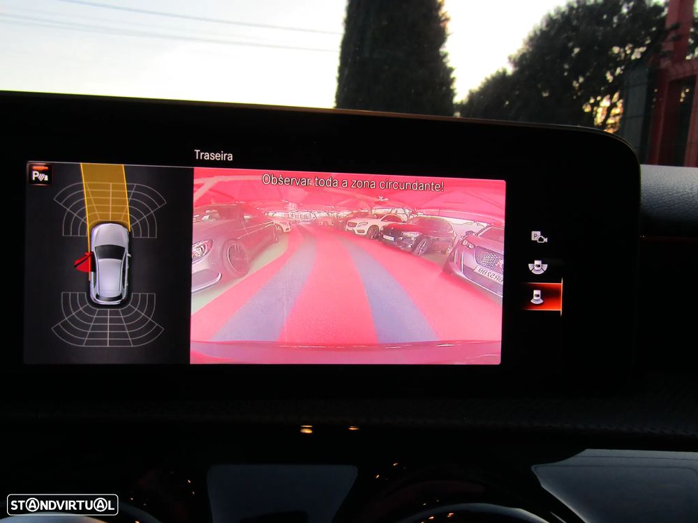 Mercedes-Benz A 180 d AMG Line - 17