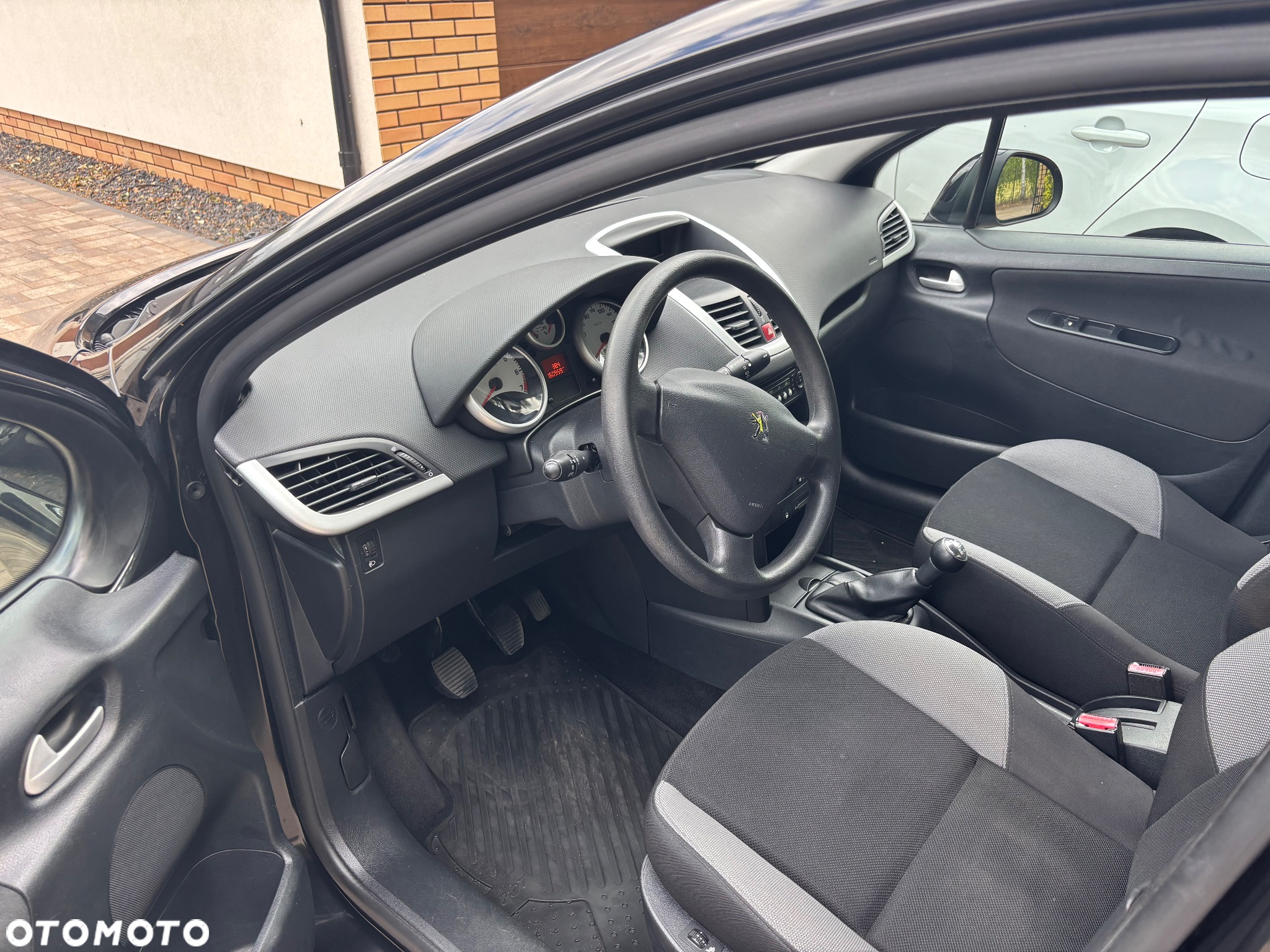 Peugeot 207 - 5