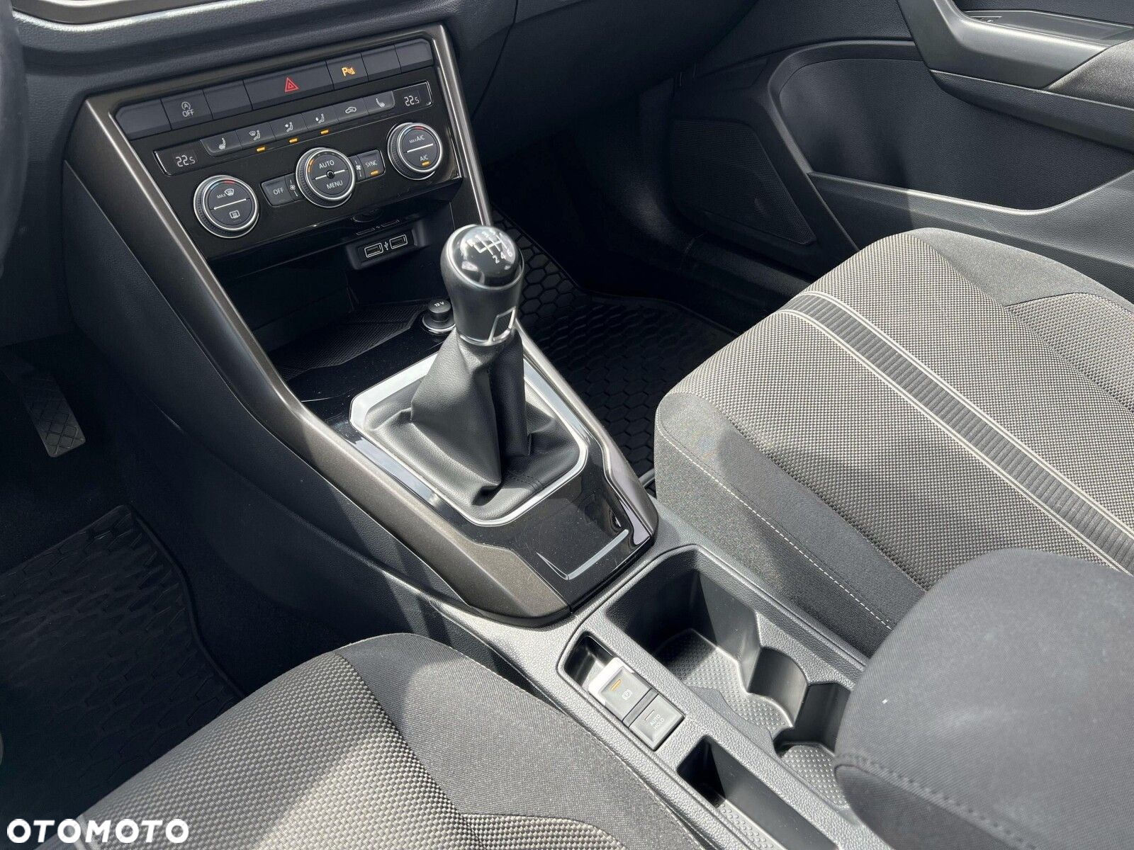 Volkswagen T-Roc 1.5 TSI ACT Advance - 22