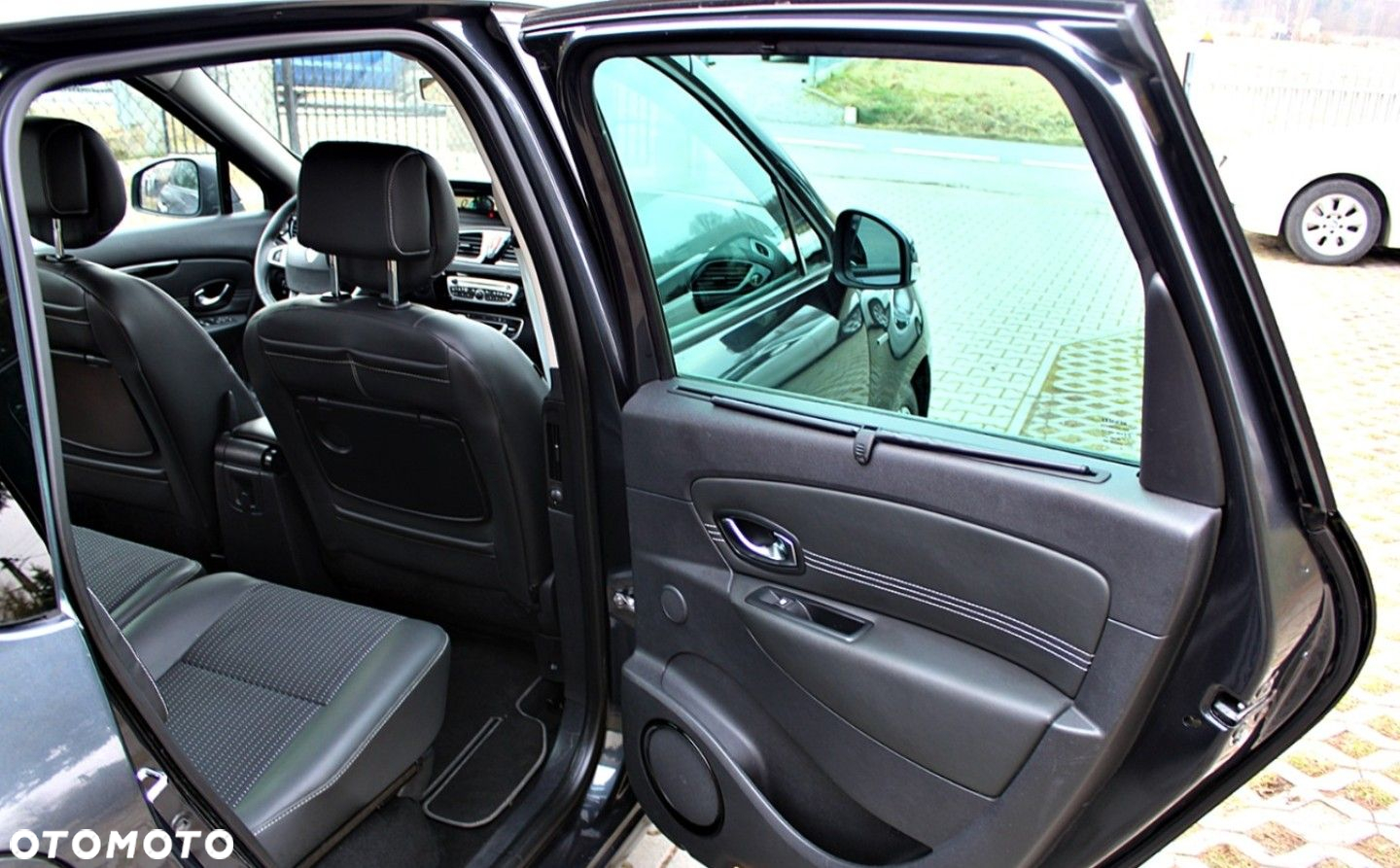 Renault Scenic - 15
