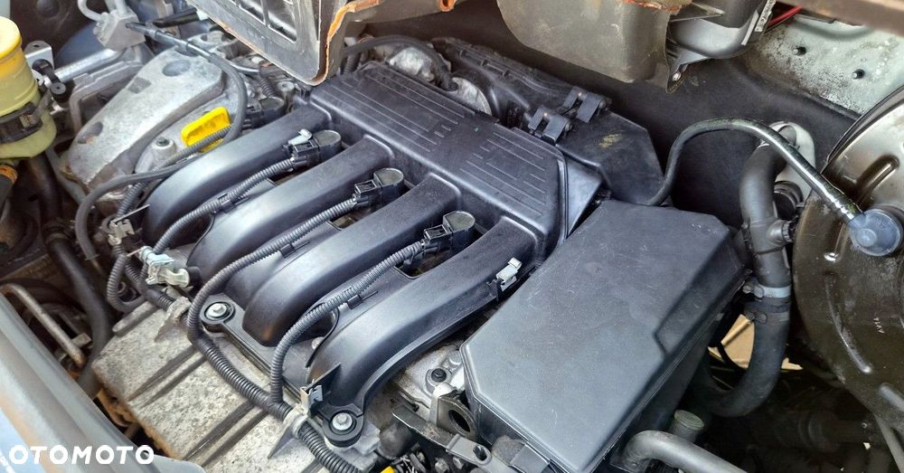 Opel Vivaro - 38