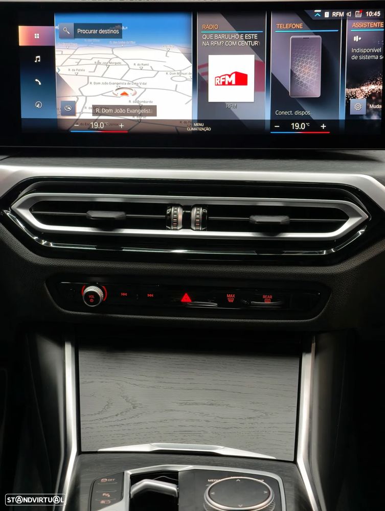 BMW 320 e Pack Desportivo M Auto - 32