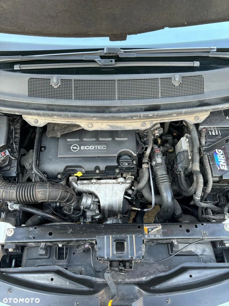 Opel Zafira - 16