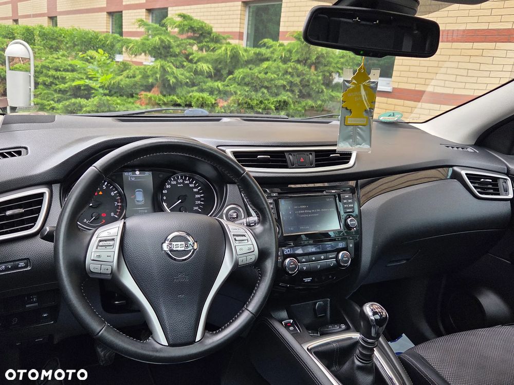 Nissan Qashqai 1.6 DIG-T 360 - 27