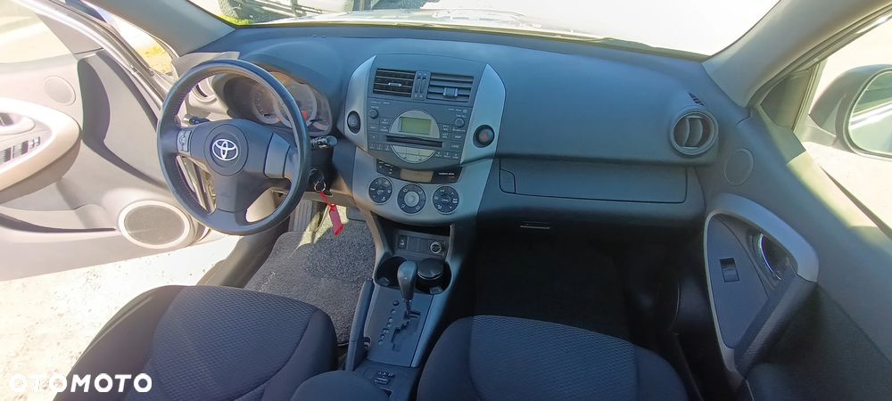 Toyota RAV4 2.0 4x4 Automatik Sol - 17