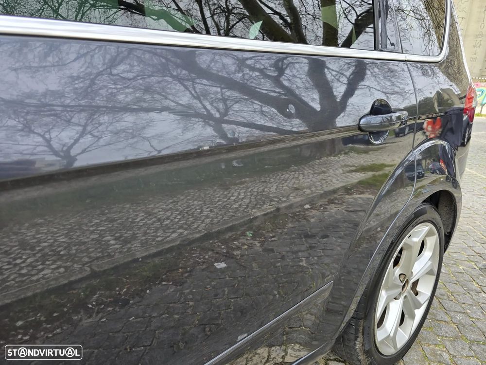 Ford S-Max 2.0 TDCi Titanium 7L - 30