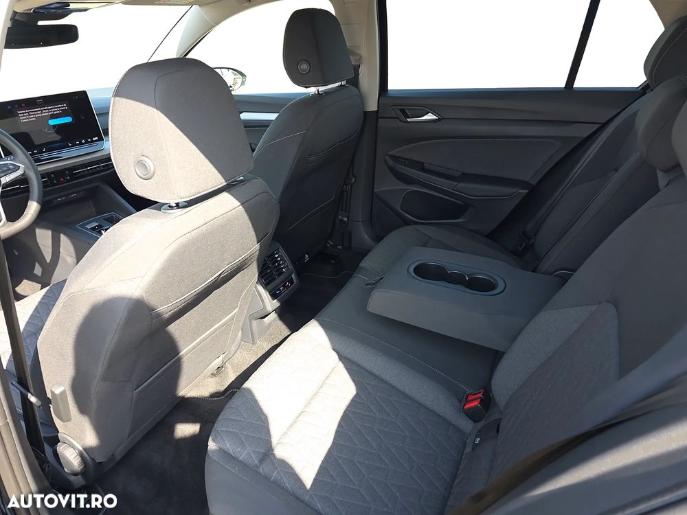 Volkswagen Golf - 12