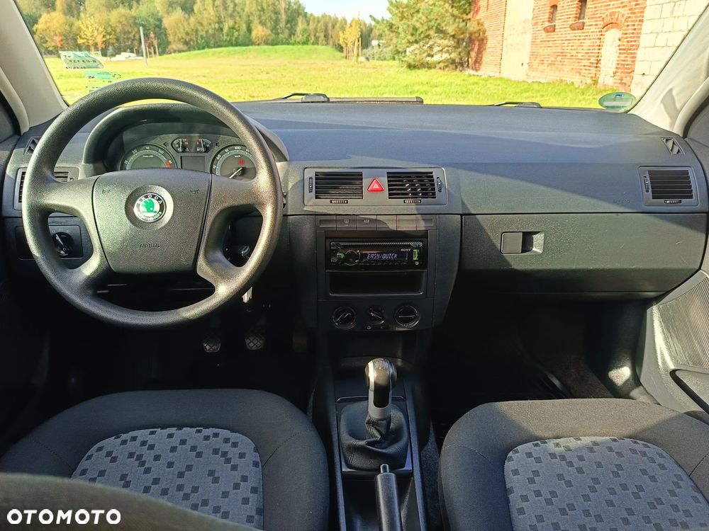 Skoda Fabia 1.4 16V Style Edition - 5