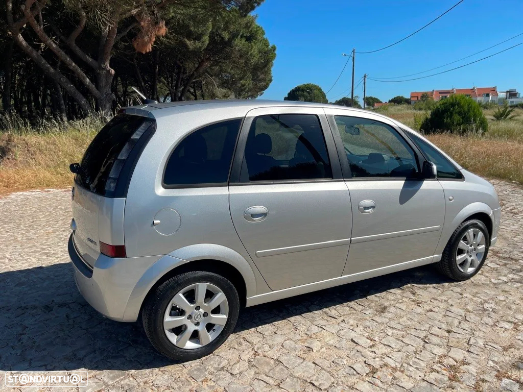 Opel Meriva 1.3 CDTI Cosmo - 4