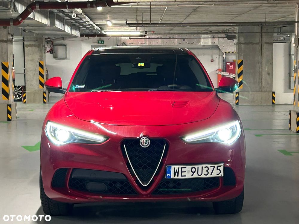 Alfa Romeo Stelvio 2.9 V6 Bi-Turbo Quadrifoglio Q4