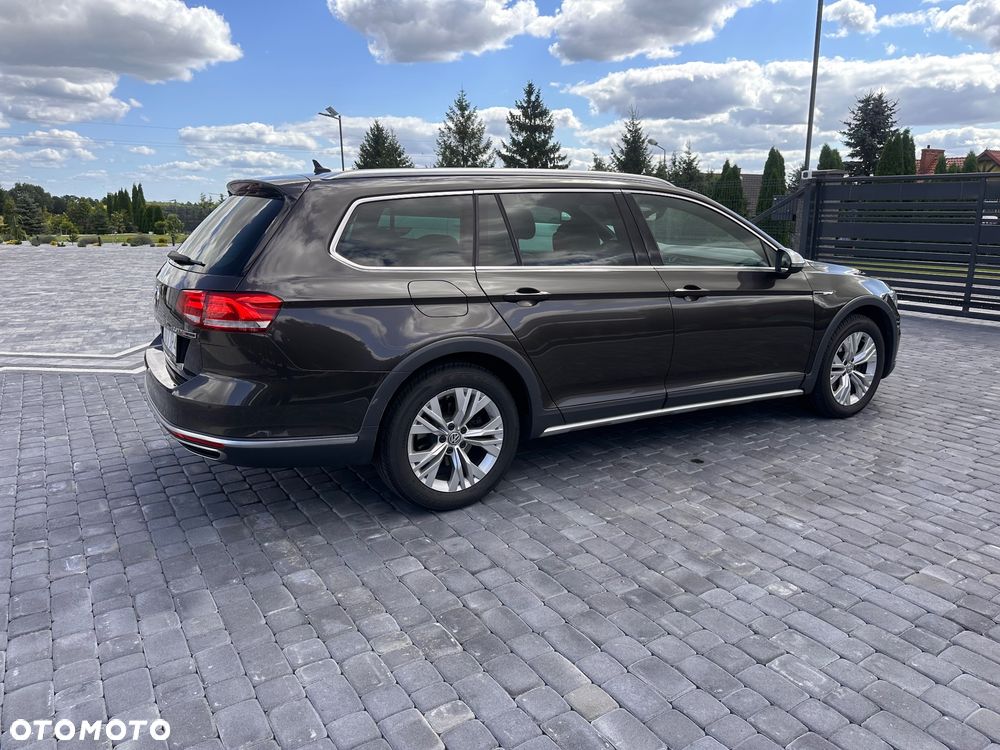 Volkswagen Passat Alltrack 2.0 TDI SCR 4Motion DSG - 9