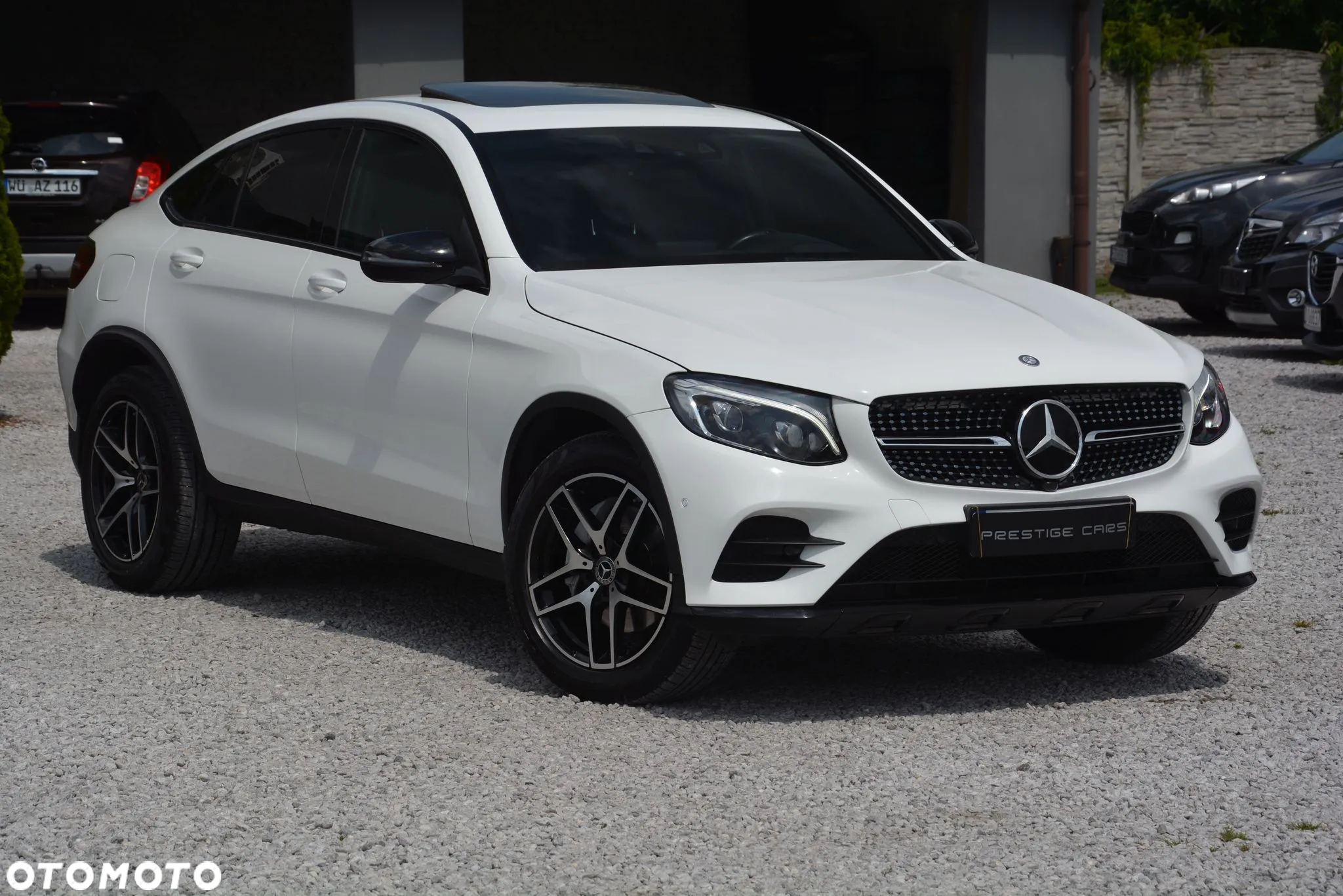 Mercedes-Benz GLC 250 d Coupe 4Matic 9G-TRONIC AMG Line - 4