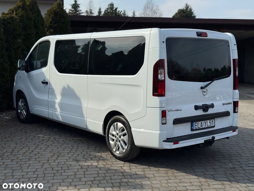 Opel Vivaro - 8