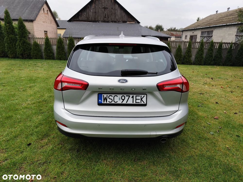 Ford Focus 1.5 TDCi Trend Sport - 4