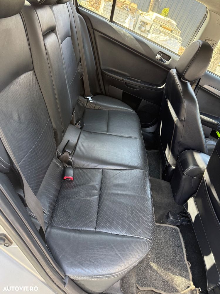 Mitsubishi Lancer 2.0 DI-D Intense - 22