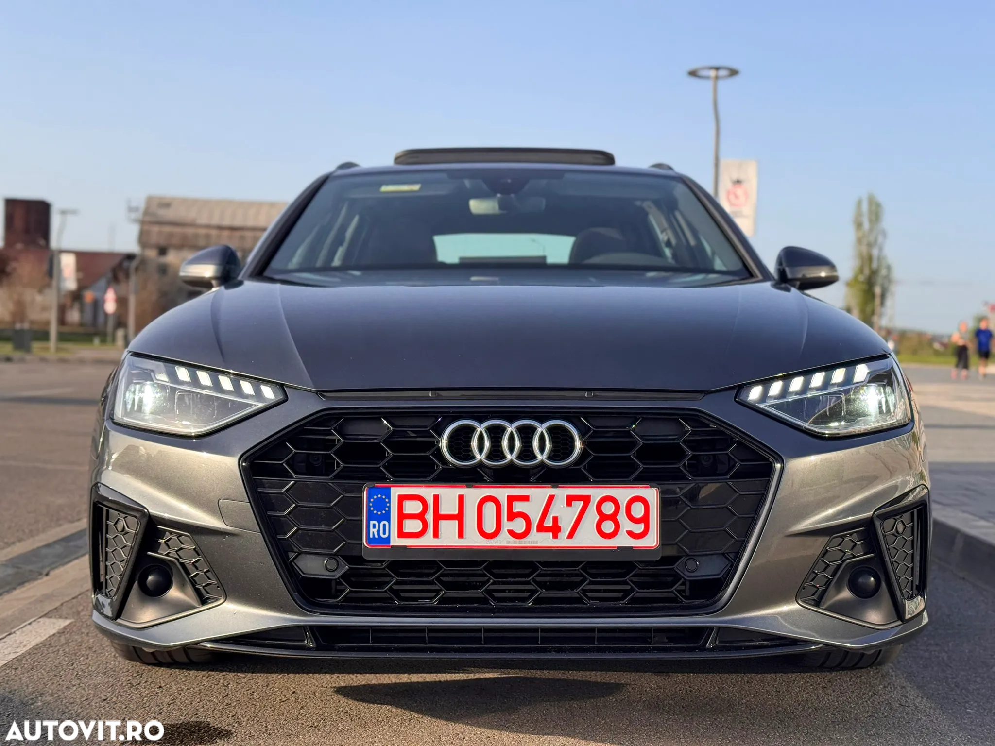 Audi A4 Avant 2.0 40 TFSI S tronic MHEV S Line - 11