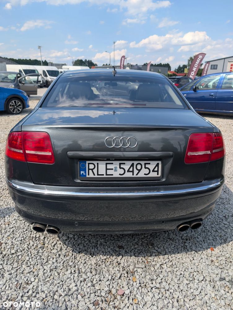 Audi S8 - 29