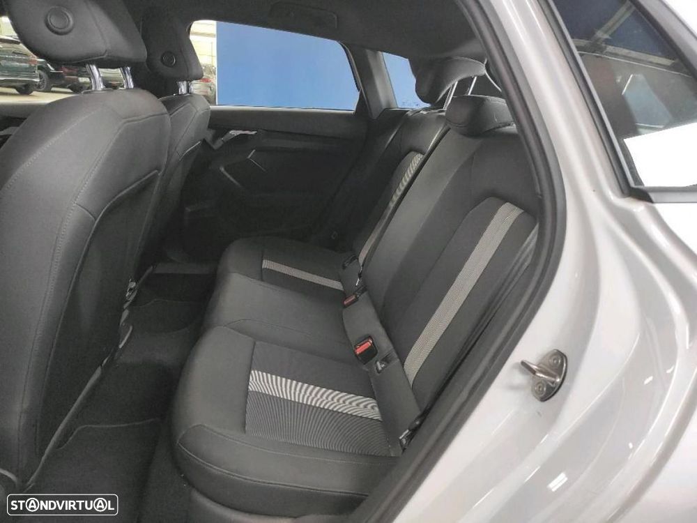 Audi A3 Sportback 30 TDI - 5
