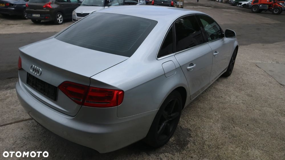AUDI A4 B 2.0 TDI CAGA LAK LA7X CZESCI NA CZESCI - 4