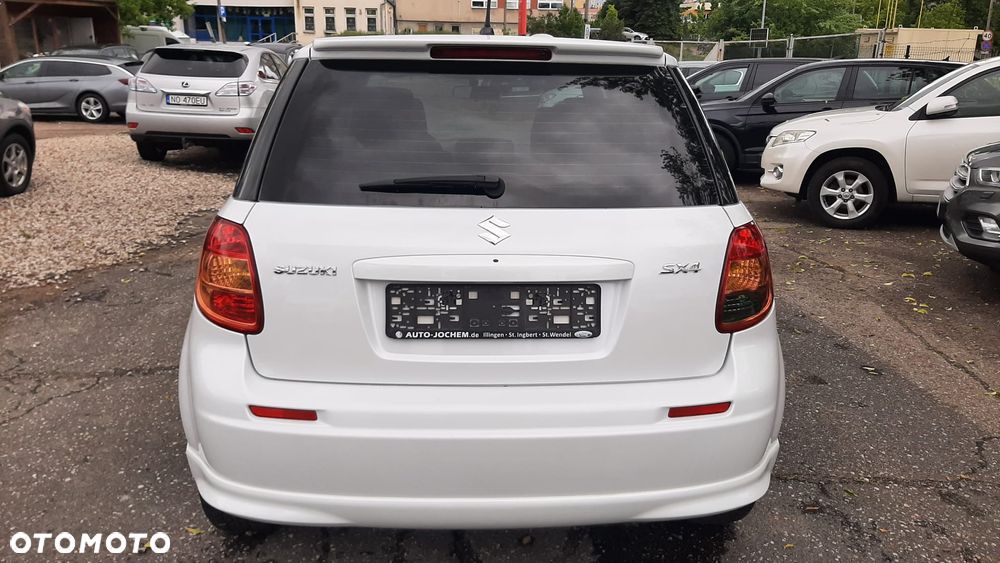 Suzuki SX4 1.6 VVT 4x2 City - 8