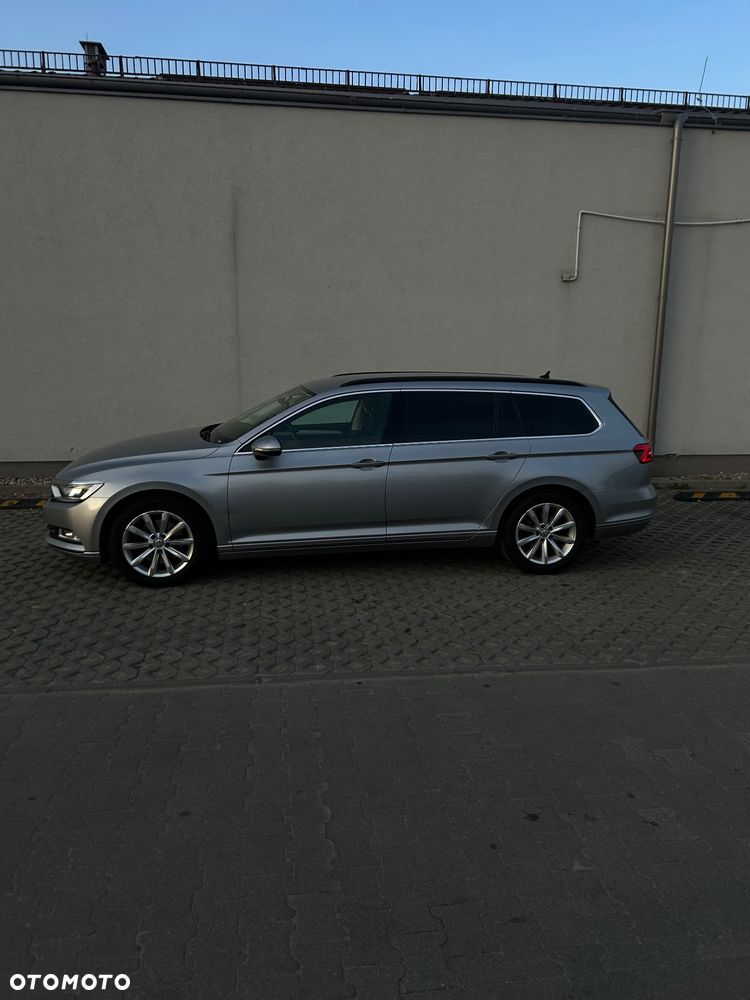 Volkswagen Passat 2.0 TDI SCR DSG Comfortline - 10