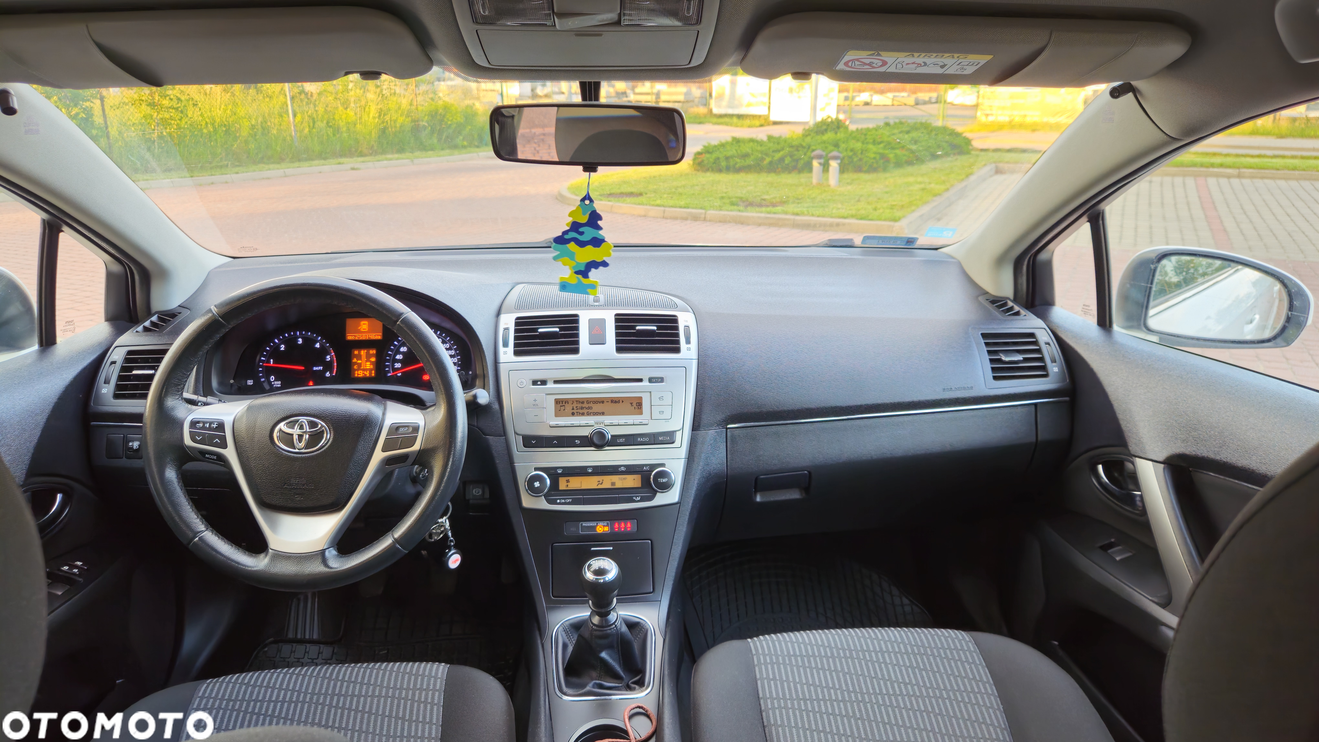 Toyota Avensis 2.0 D-4D Active - 8