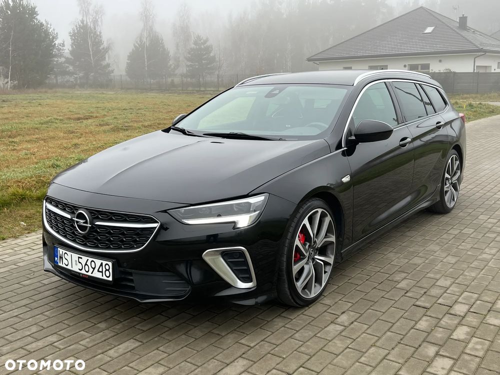 Opel Insignia 2.0 T 4x4 GSi + S&S - 1