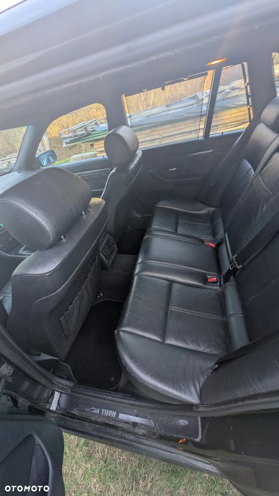 BMW Seria 5 523i - 8