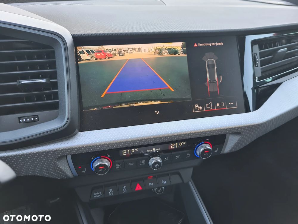 Audi A1 Sportback 35 TFSI Advanced S tronic - 11