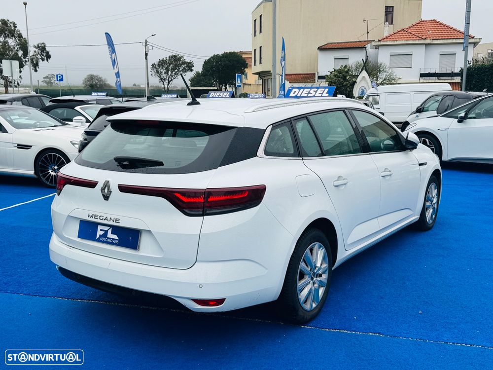 Renault Mégane Sport Tourer BLUE dCi 115 EDC INTENS - 11