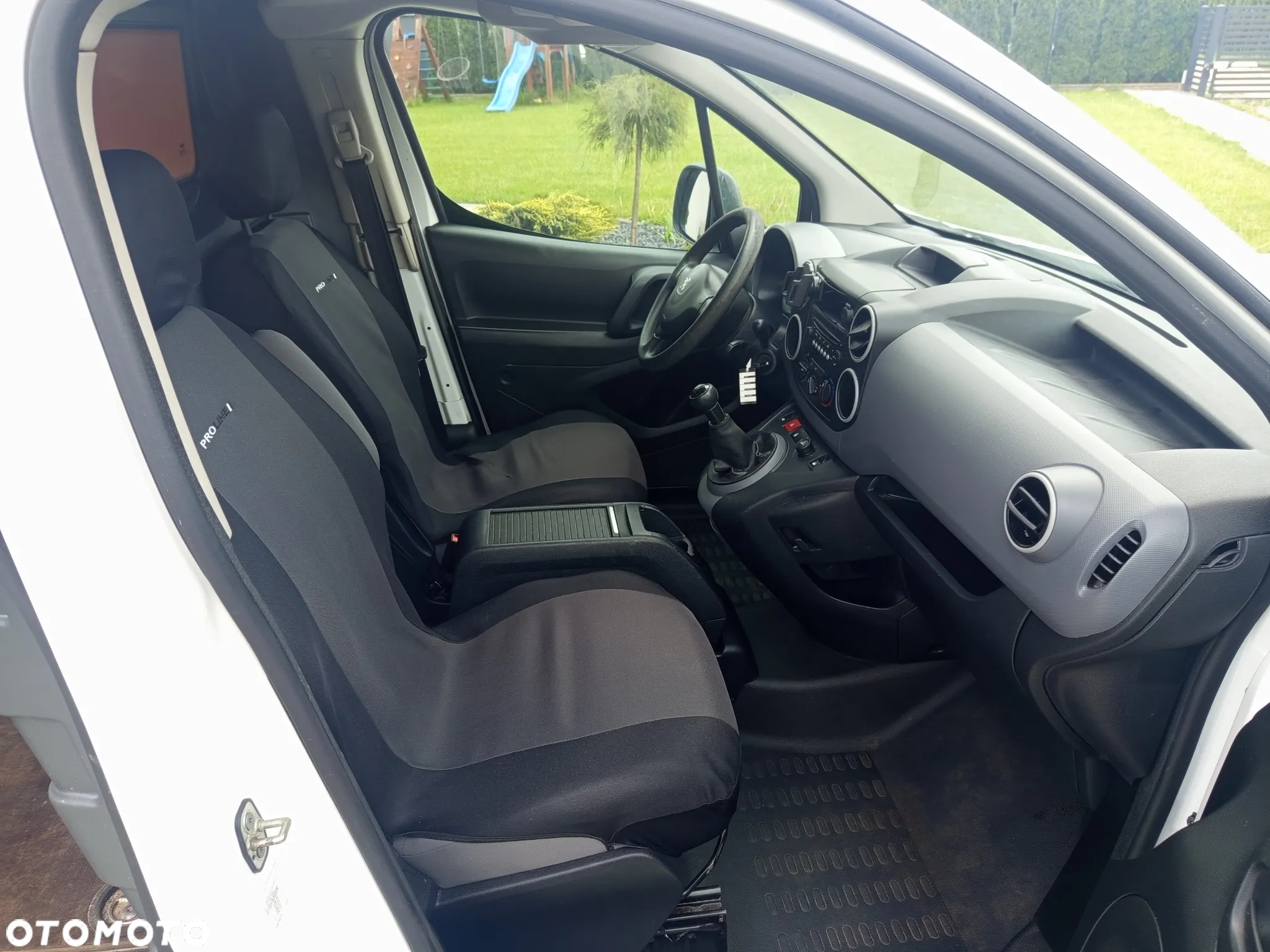 Peugeot Partner - 10