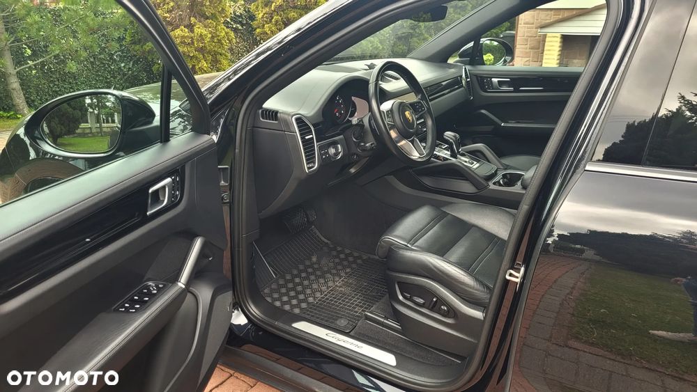 Porsche Cayenne Standard - 15