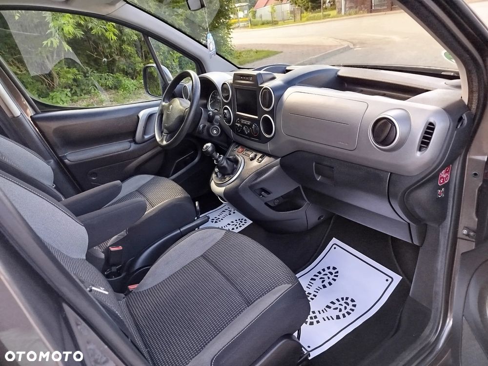 Peugeot Partner 1.6 BlueHDi Outdoor S&S - 19