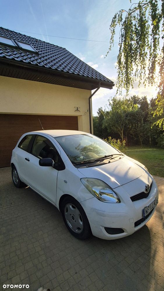 Toyota Yaris - 7