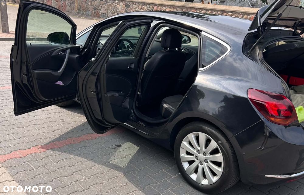 Opel Astra 1.4 Turbo - 4