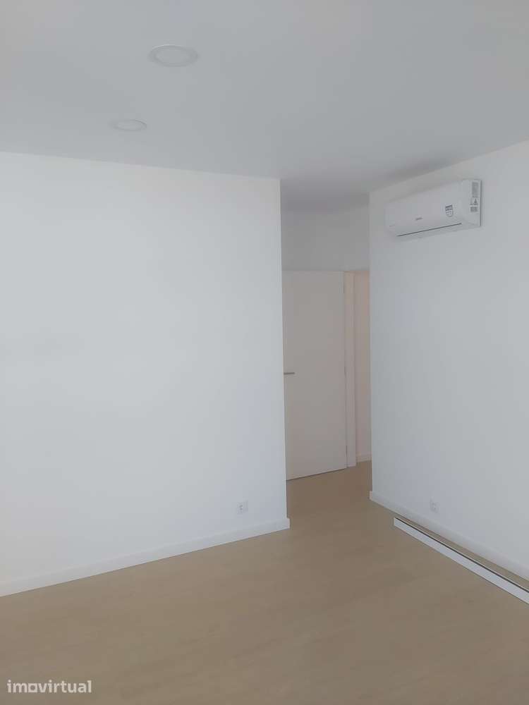 Apartamento Remodelado, t3 no Centro da Cidade - Grande imagem: 2/12