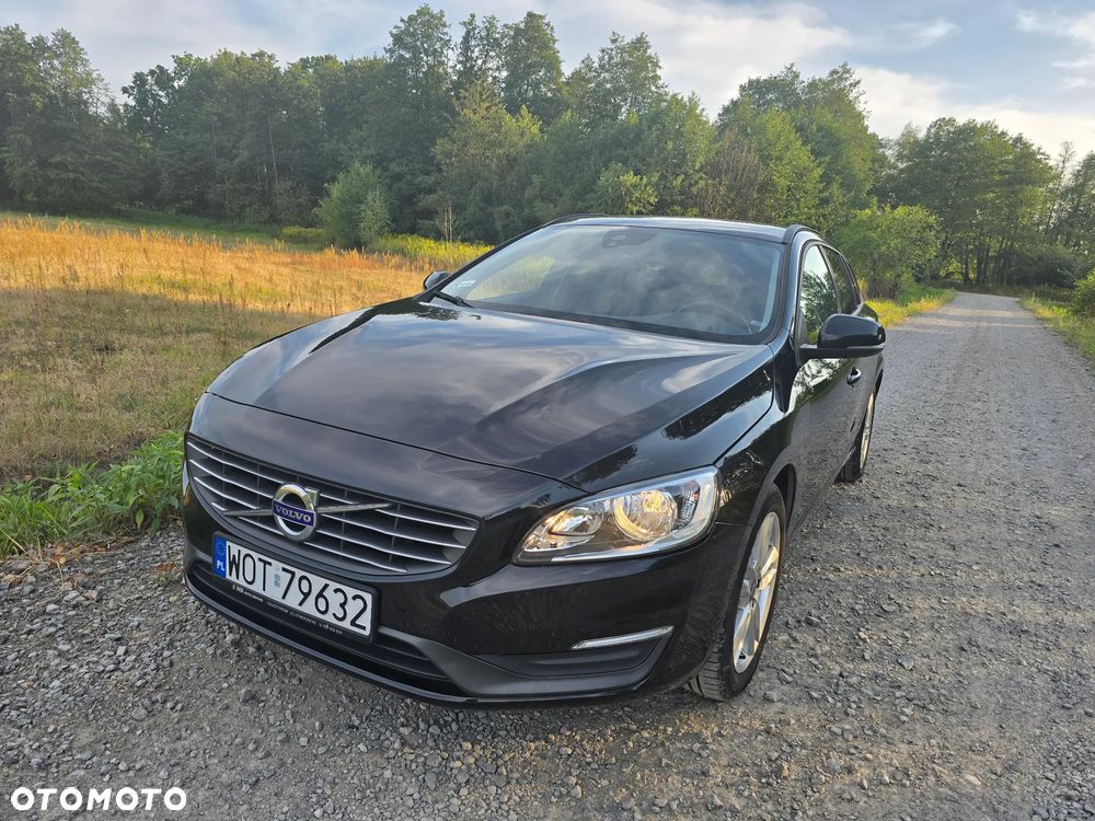 Volvo V60 D4 Momentum - 2