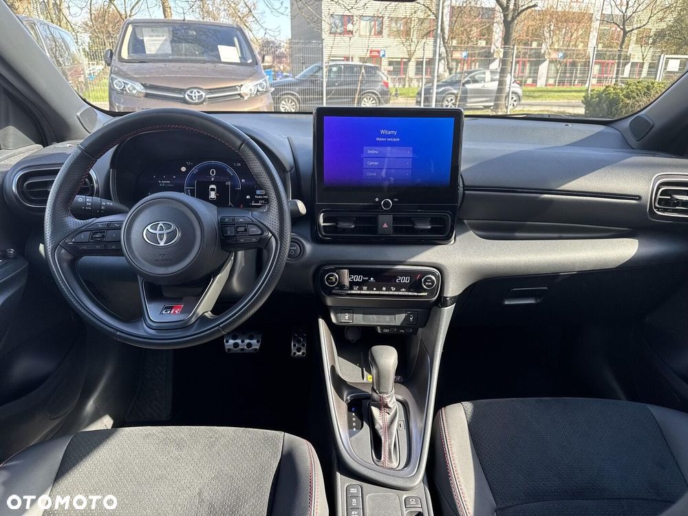 Toyota Yaris - 13