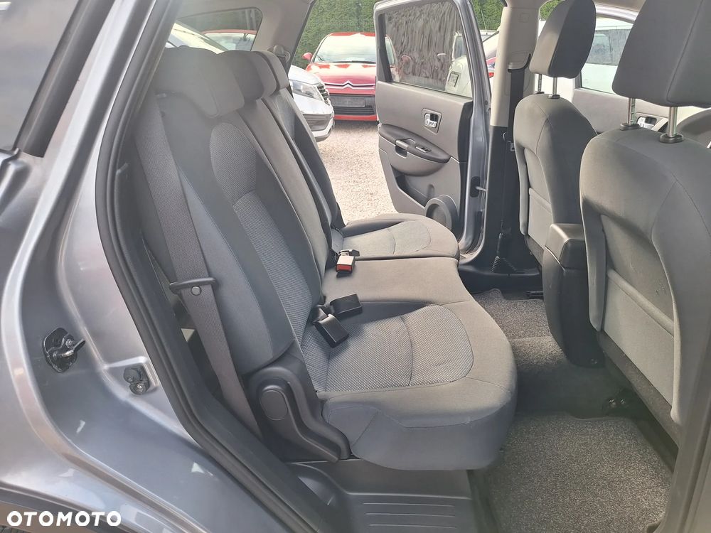 Nissan Qashqai+2 2.0 Acenta - 26