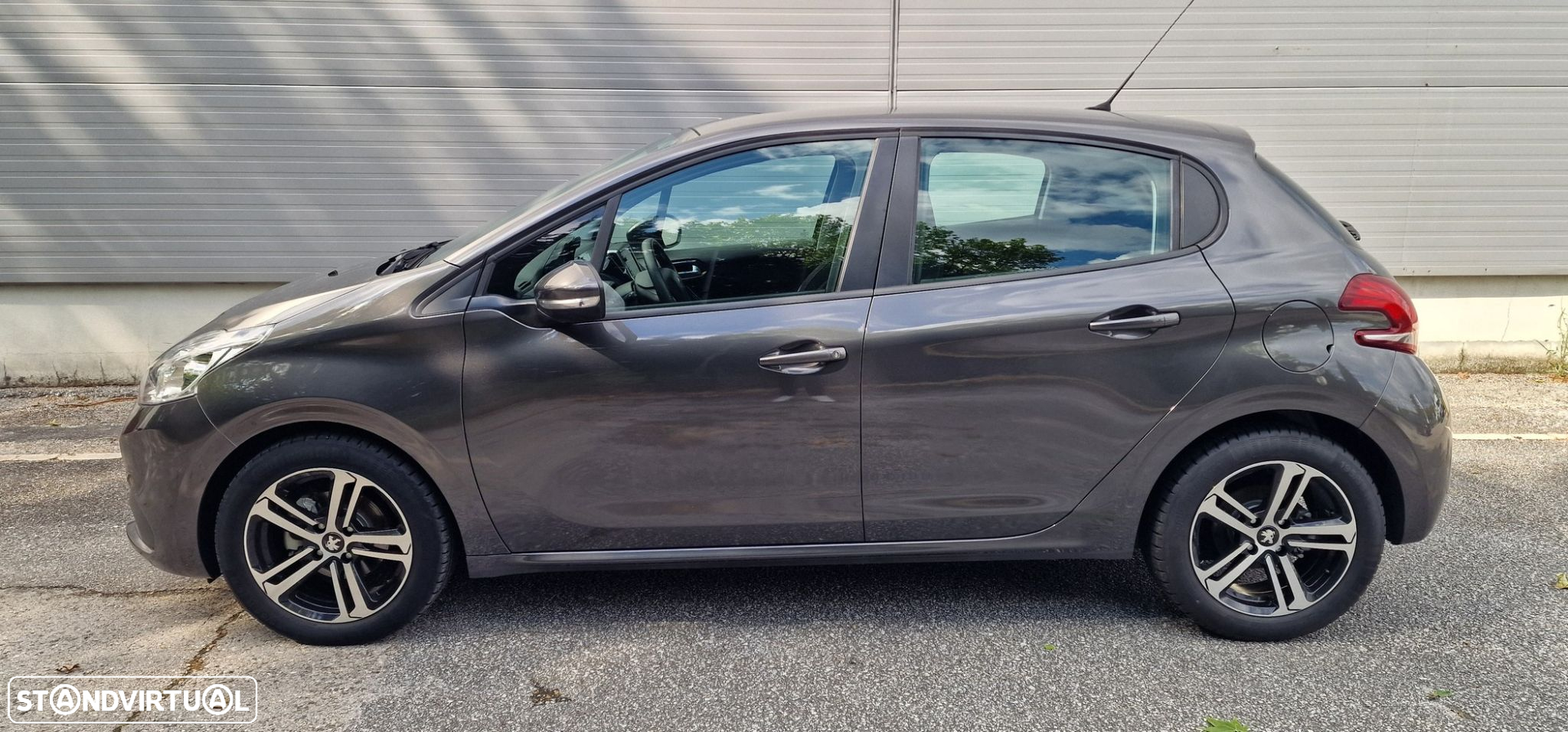 Peugeot 208 1.6 BlueHDi Style - 5