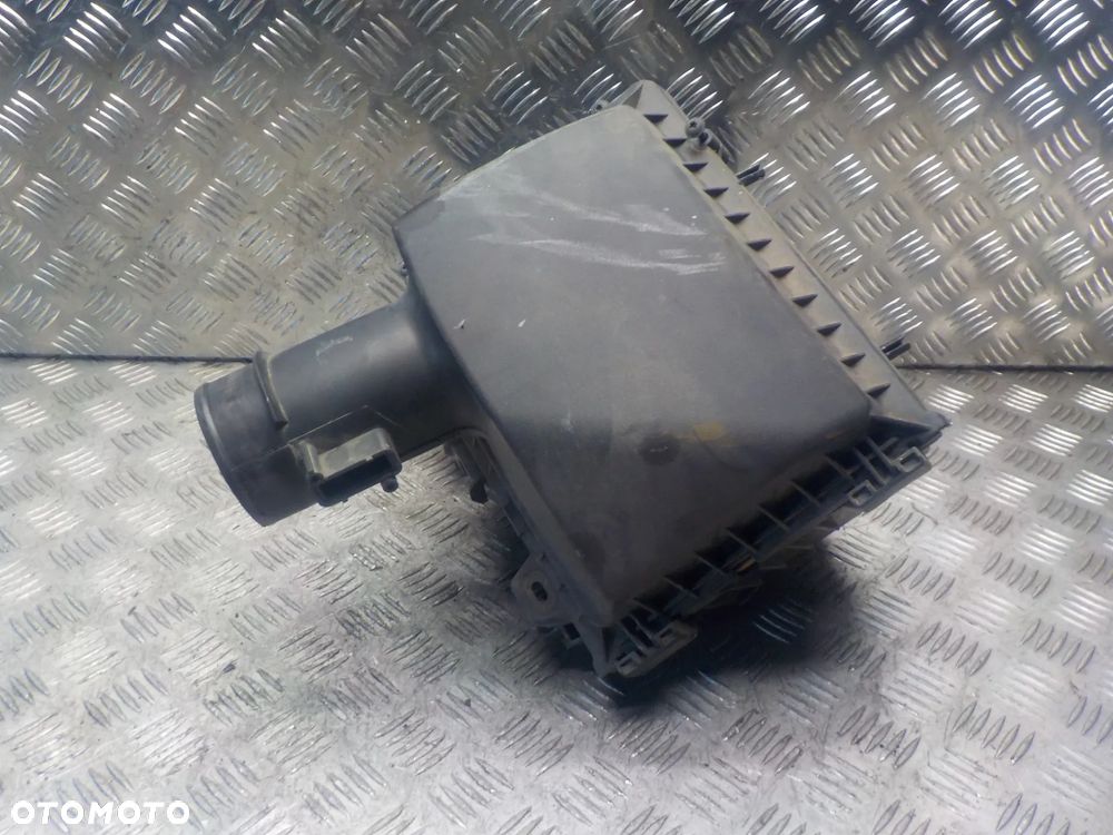 RENAULT TRAFIC III 1.6 DCI OBUDOWA FILTRA POWIETRZA