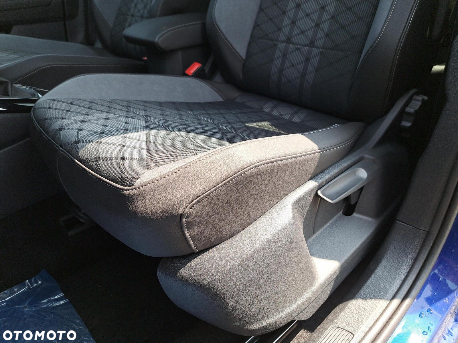 Volkswagen T-Roc 1.5 TSI R-Line Plus DSG - 12