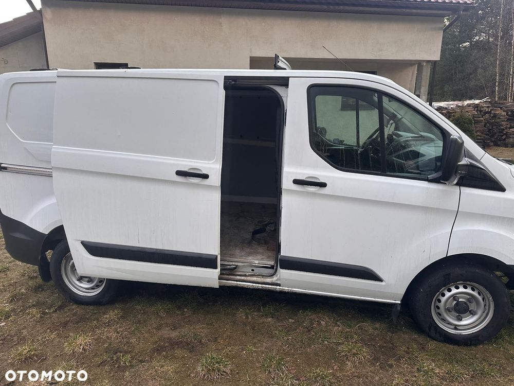 Ford Transit Custom - 4
