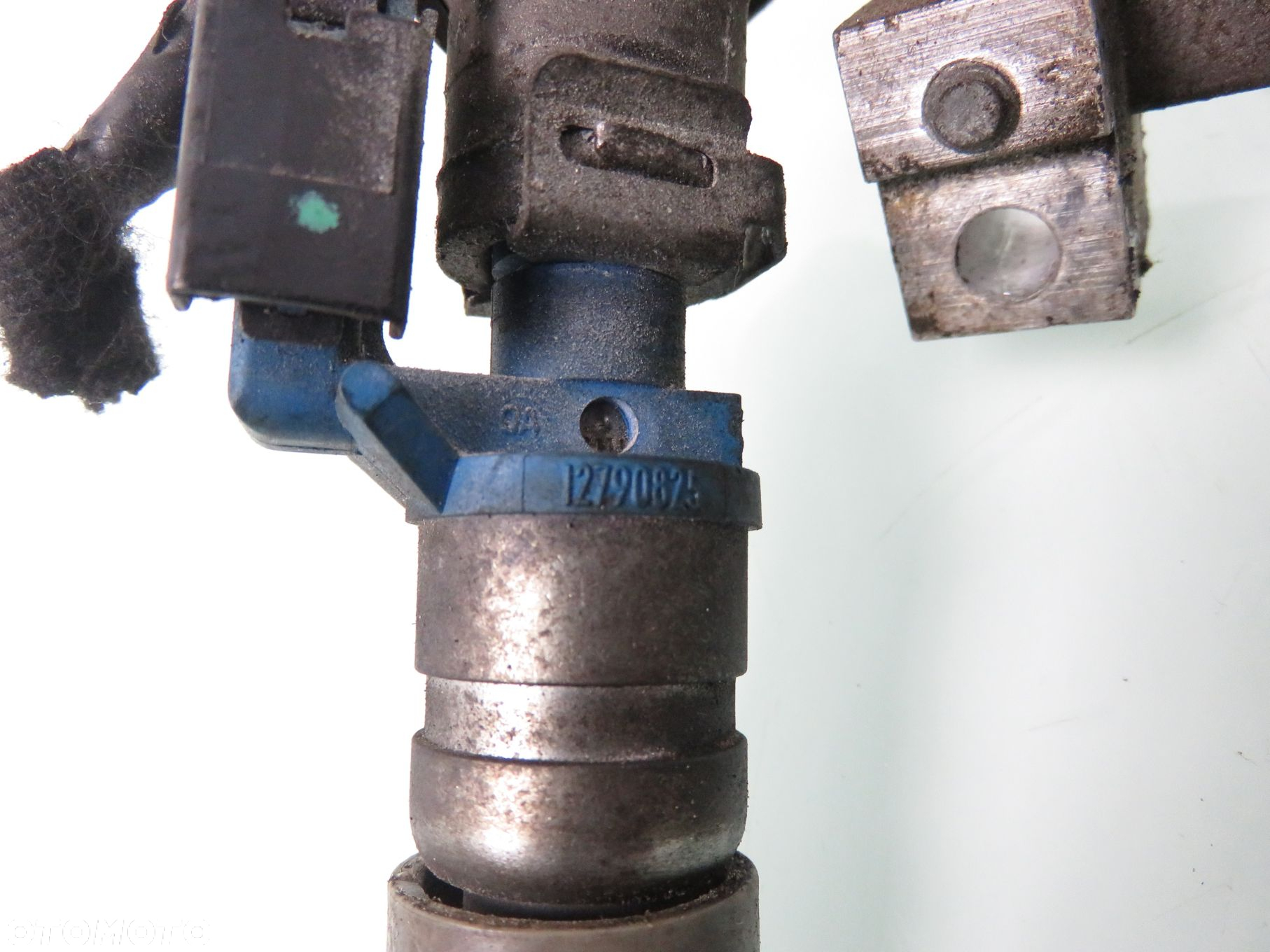 LISTWA WTRYSKOWA SAAB 9-5 2.0 t 12790825 12790824 - 3