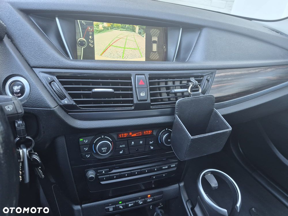 BMW X1 xDrive28i xLine - 12