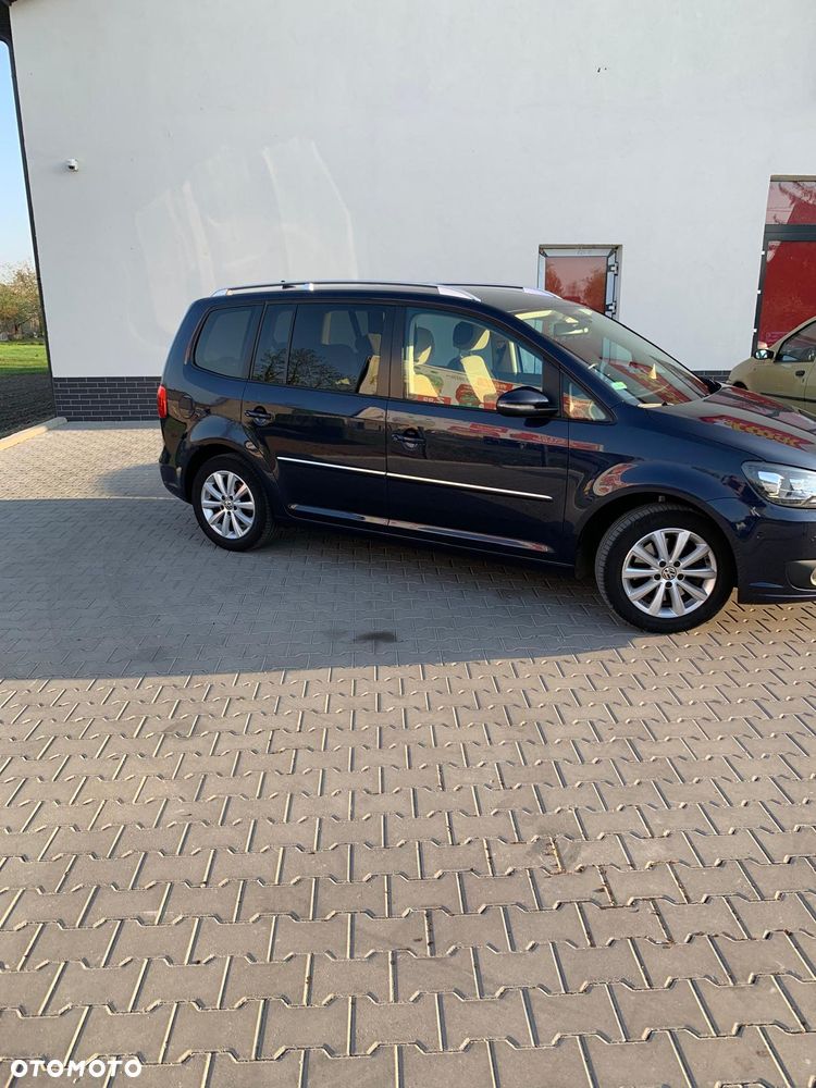 Volkswagen Touran 2.0 TDI DPF Highline DSG - 11