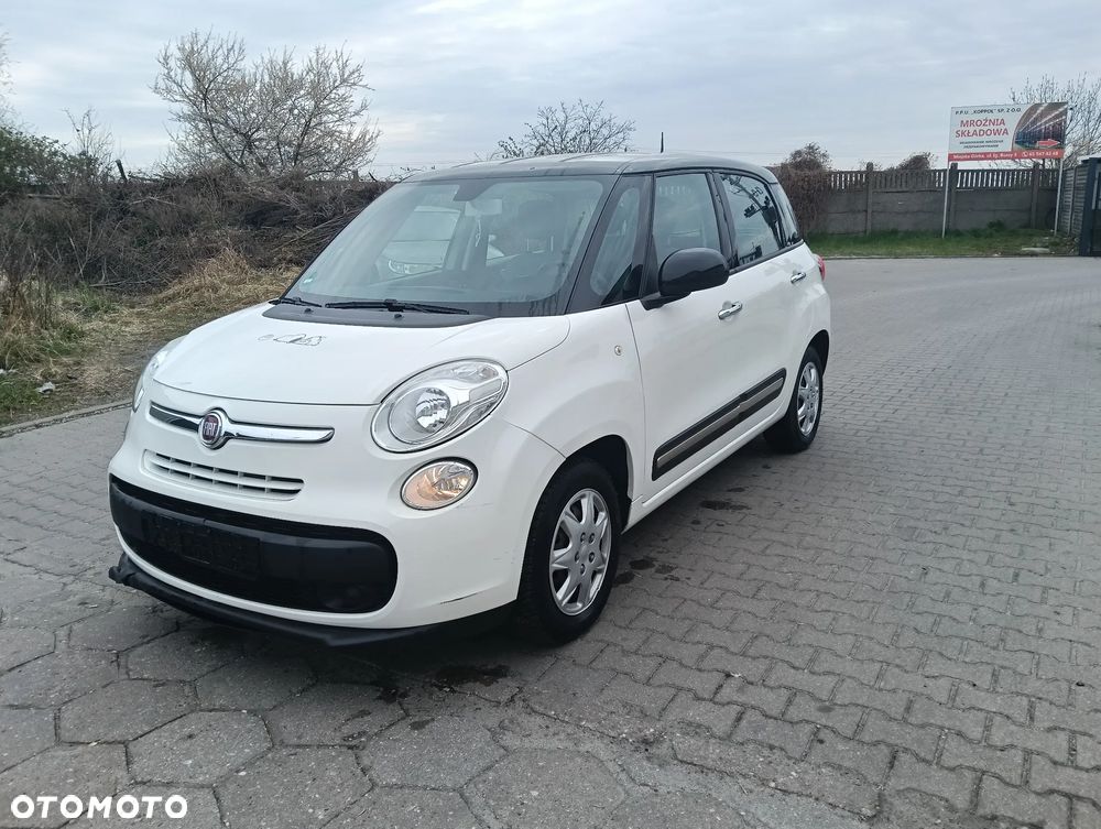Fiat 500L 1.4 16V Urban Edition - 1