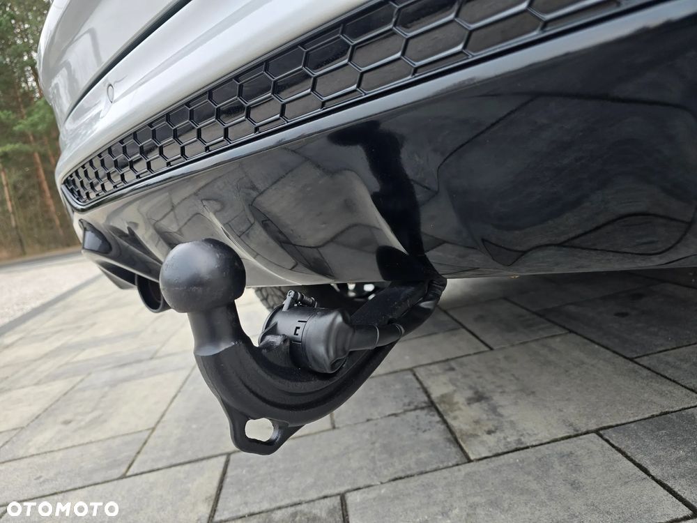 Ford Kuga 2.0 TDCi 4x4 ST-Line - 37