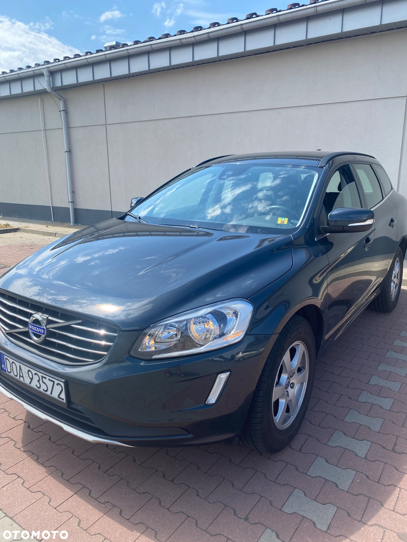 Volvo XC 60 D4 Drive-E Momentum - 3