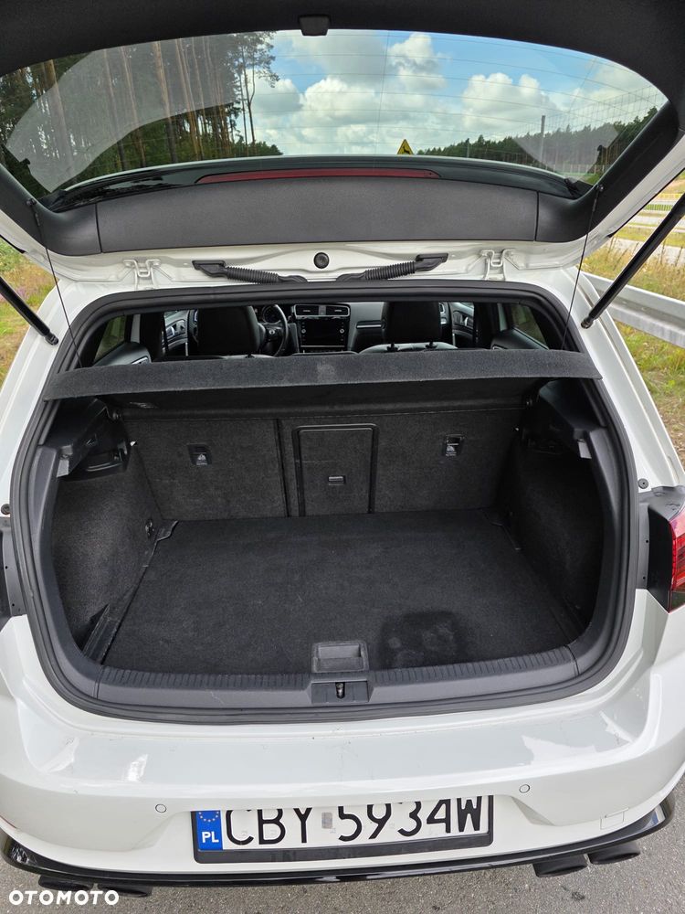 Volkswagen Golf - 19